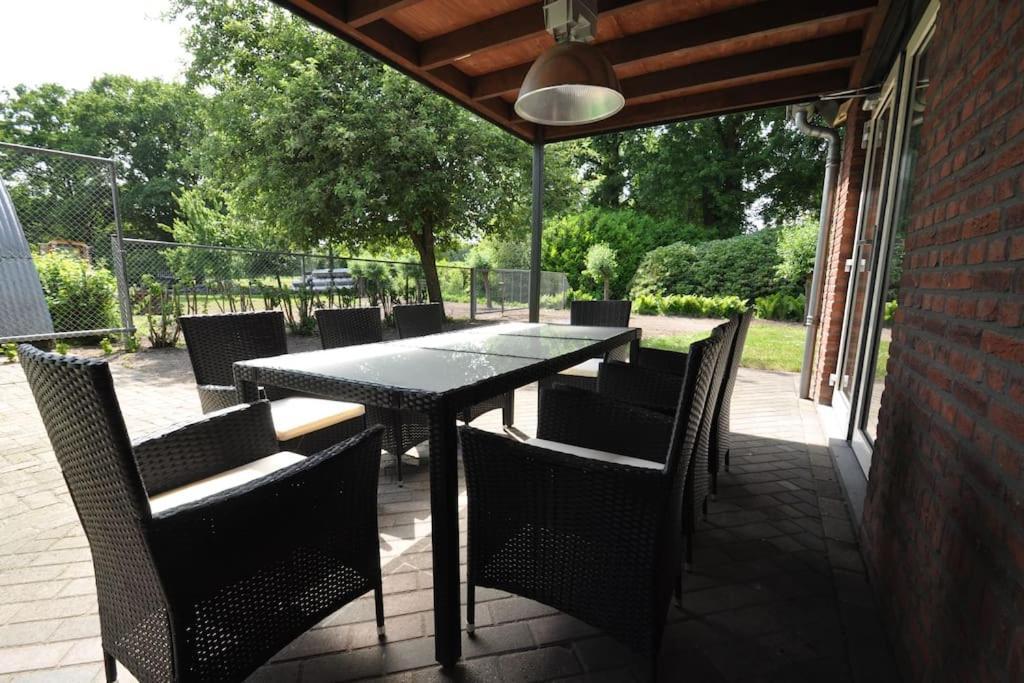 Vakantiewoning Nabij Toverland Griendtsveen Esterno foto